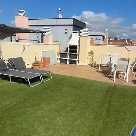 Atico Con Terraza Enorme *