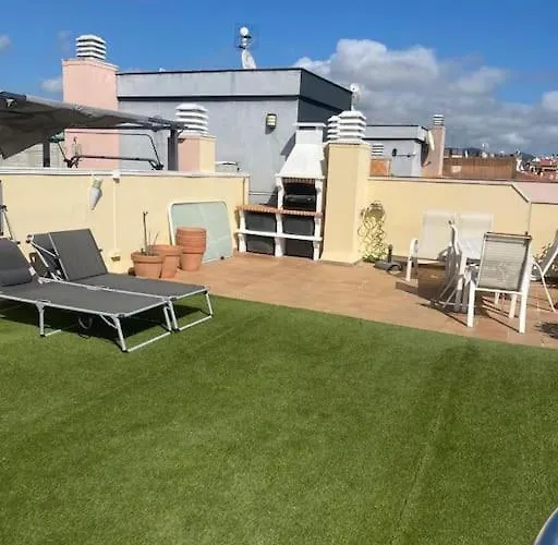 Atico Con Terraza Enorme *