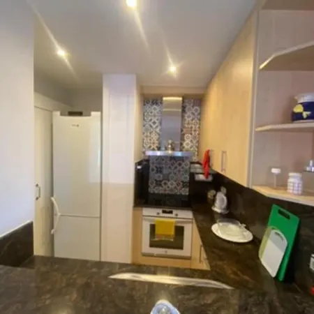 Apartmán Atico Con Terraza Enorme